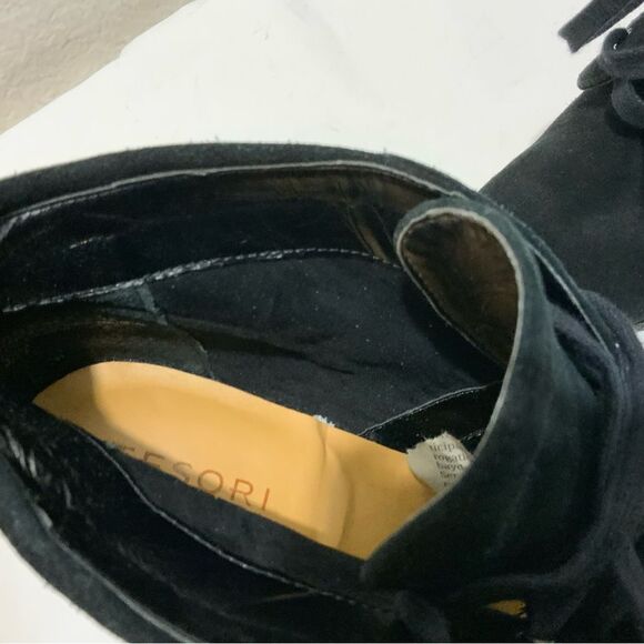 Tesori Black Wedge Marissa Bootie Suede Non Slip Rubber Sole Lace Up Boot Sz 8.5 - Picture 9 of 10